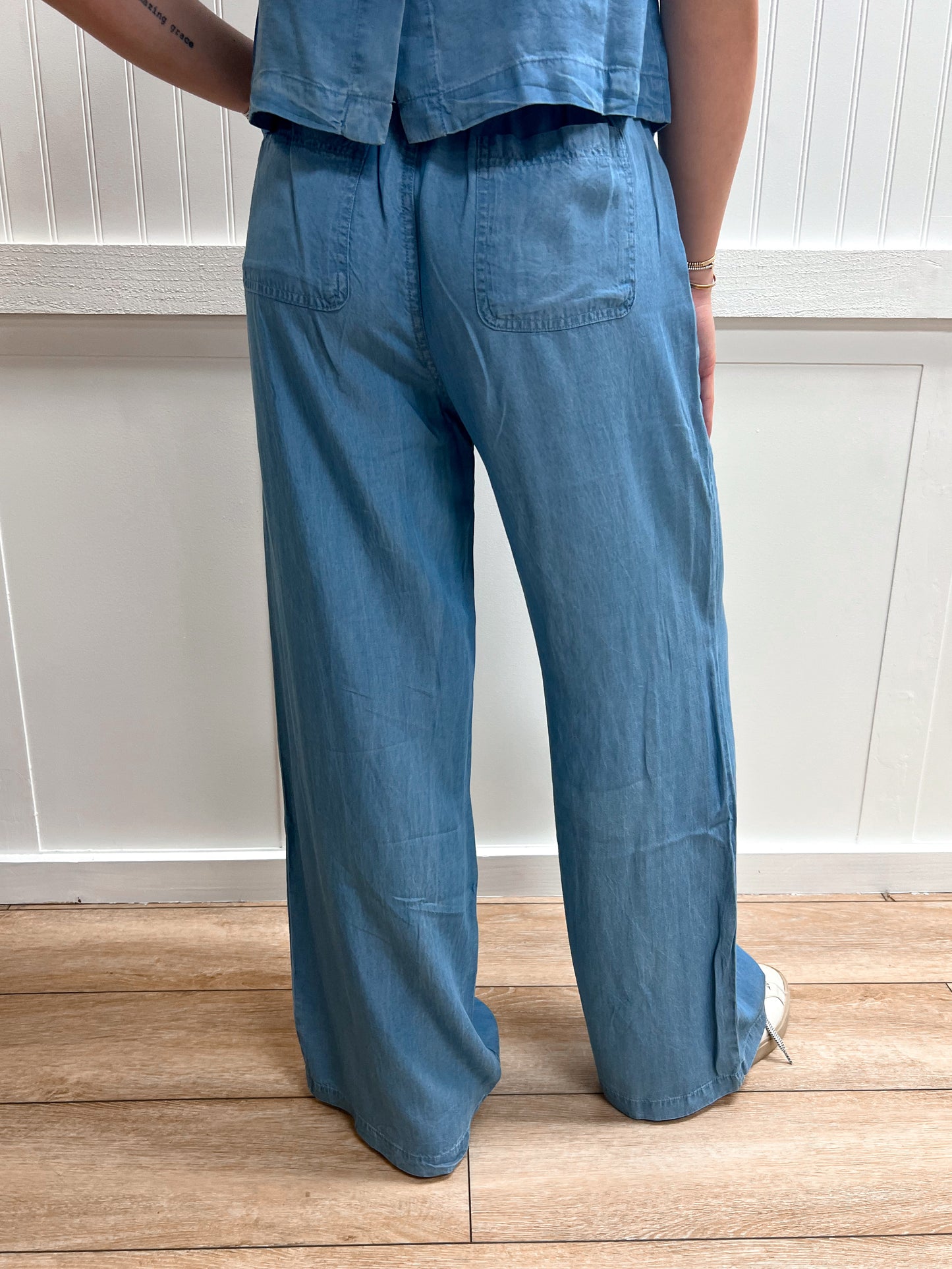 Hadley Chambray Drawstring Wide Leg Lounge Pants-Pants-Blu Pepper-bottoms,CR2967,FD 03/12/26-The Twisted Chandelier