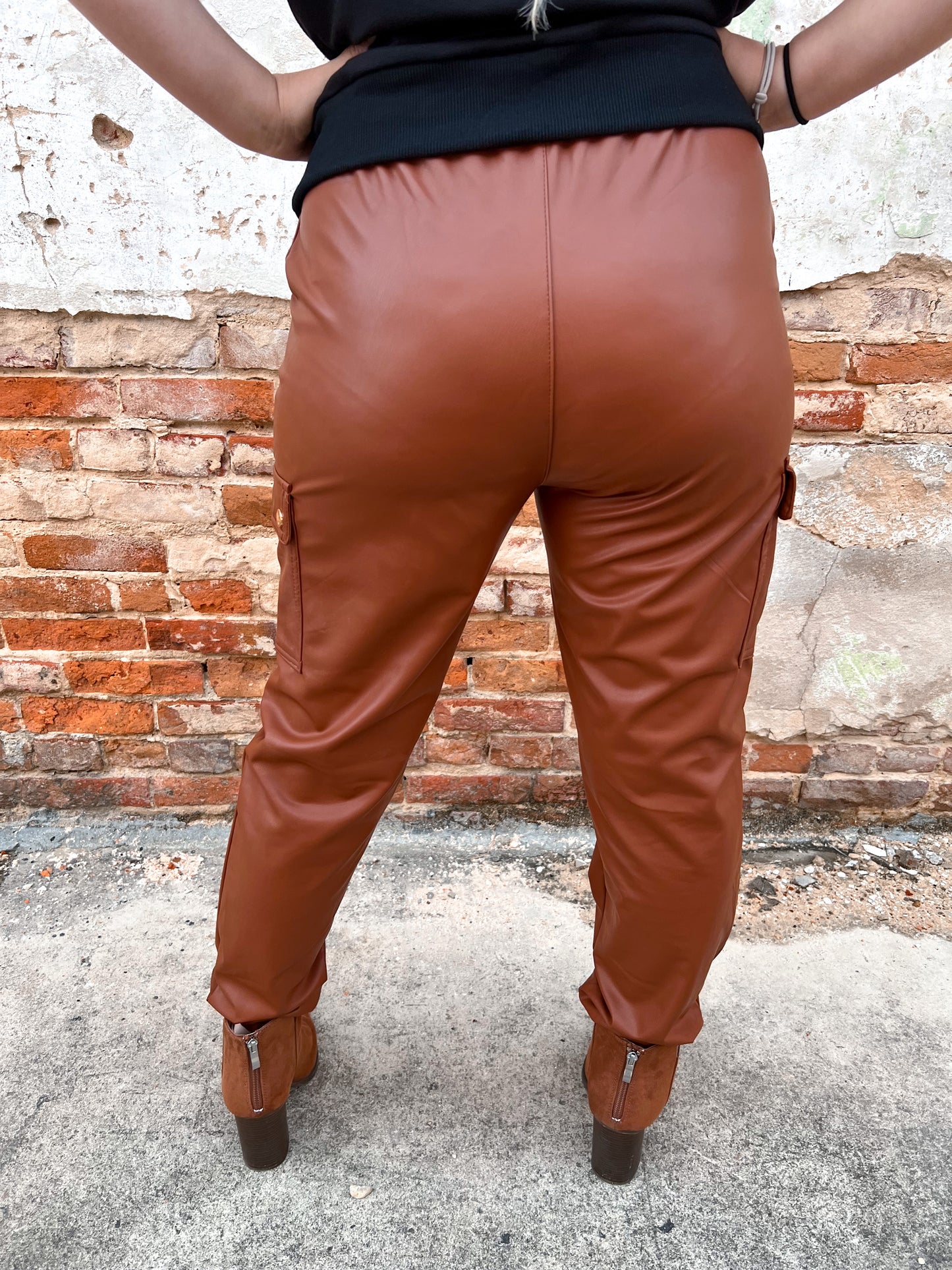 Cindy Faux Leather Joggers - Camel-Pants-ShopIrisBasic-05/15/24, 1st md, HMP40127H(Pants)-The Twisted Chandelier