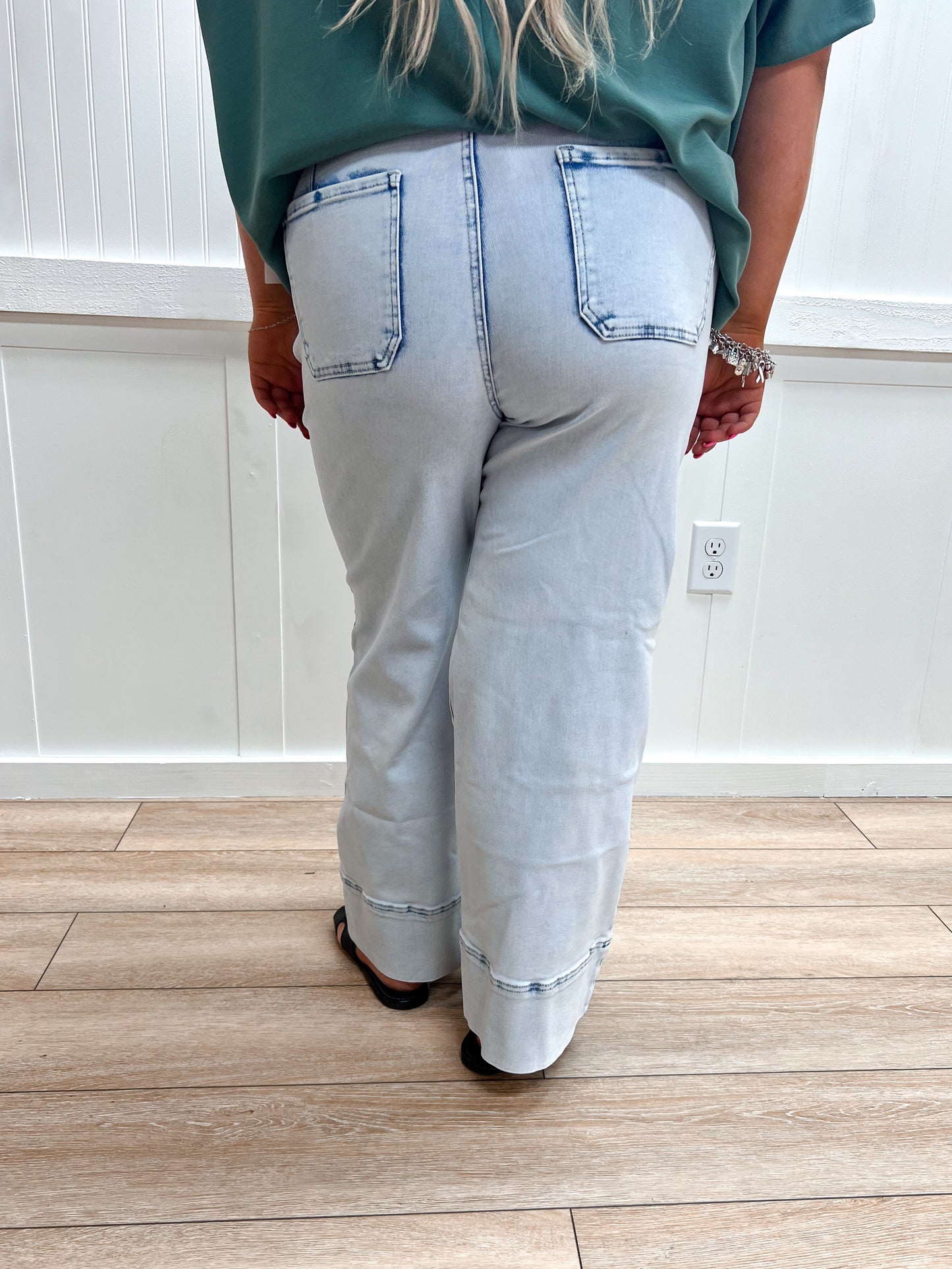 Lainey High Rise Cropped Wide Leg-Pants-Kan Can USA-bottoms,FD 04/02/26,KC20085L-The Twisted Chandelier