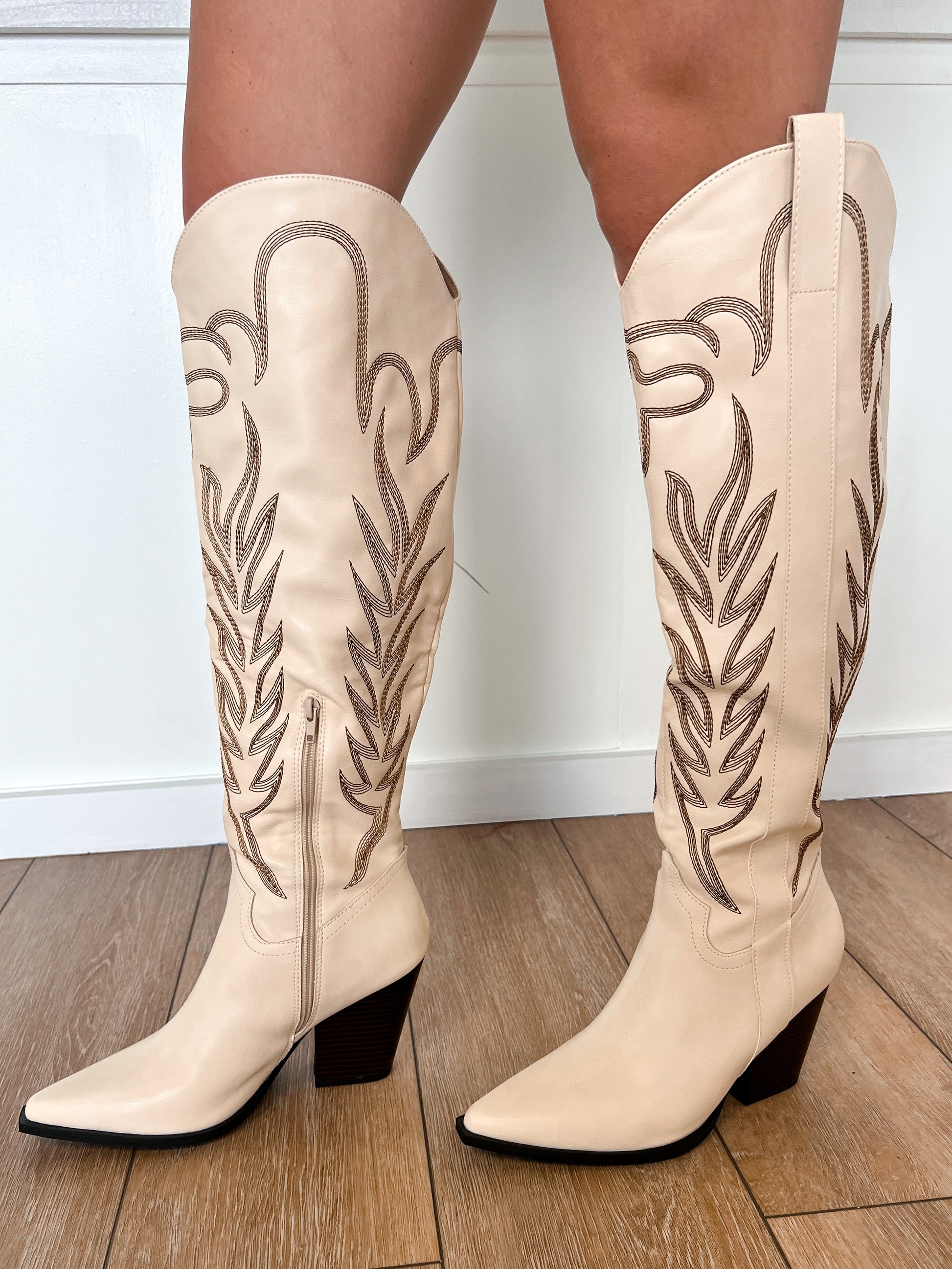 Sophia The Bronco Off White Knee High Cowboy Western Boot-OASIS SOCIETY-The Twisted Chandelier