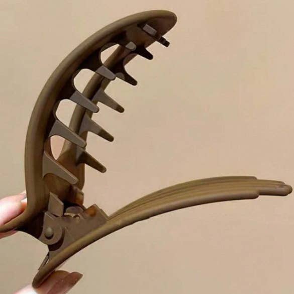 Jumbo Lay Flat Oval Hair Claw Clips Secure Styling-JOSSLYN by wall to wall-40H982-The Twisted Chandelier