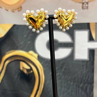 Chansutt Pearl Pearl Heart Earrings-CHANSUTTPEARLS-The Twisted Chandelier